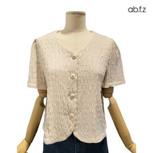 [에이비에프지]단추 포인트 V넥 재킷 스타일 반팔 블라우스 APZ5HB09G