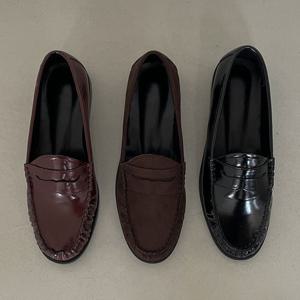 여성 모던 심플 가죽 주름 포인트 로퍼 RJ-ae1104