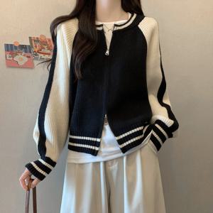 [올리비에스클로젯] 나그랑 배색 소매 집업 가디건_O2509CD037C