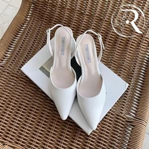 [디자이어로즈] 화이트 스틸레토 슬링백 샌들 5cm