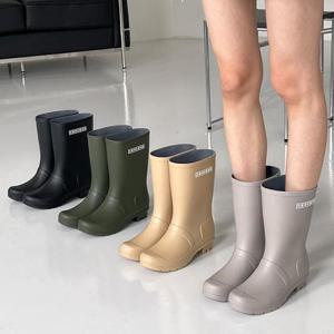 [디자이어로즈] 여성 장마철 장화 미들레인부츠