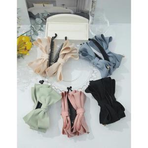 [이쁜] 리본 패브릭 바나나핀 헤어핀