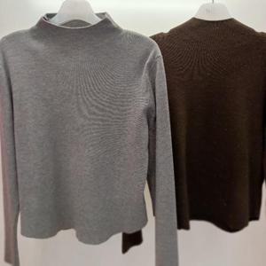 Latium HC06 신축성 좋은 세미크롭 비즈메탈배색 반목폴라 쫄 니트티 T2541sw07