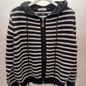 Latium HC06 크롭 단가라 스트라이프 이중집업 점퍼형 후드 니트가디건 T2541cd02G