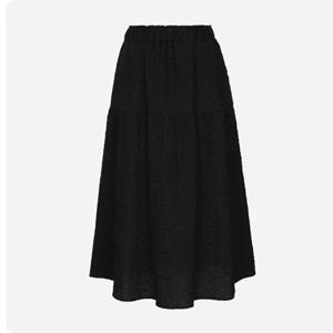 [써스데이아일랜드](T256MSK153W)크리즈 A라인 미디 스커트