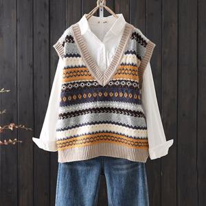 자카드 브이넥 니트베스트_NC3LK017