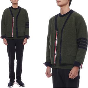 [톰브라운] 25FW 남성 사선 스트라이프 울 가디건 (MKC613B Y1026 310 25F)