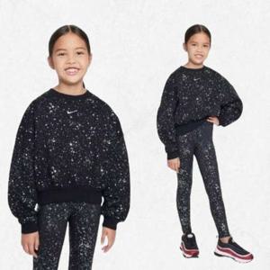 [나이키키즈(플레이키즈)]FLC나이키걸즈클럽박시샤인맨투맨A244SW393P