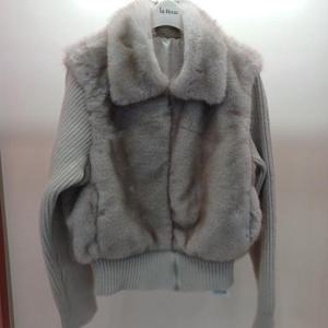 Latium HC06 짧은 니트배색 페이크퍼 밍크 집업 카라 쟈켓 T2543jk06G