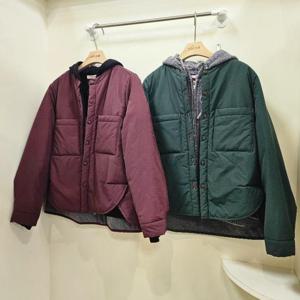 스테파니 HC07 윈터 레드스티치 노카라 패딩 자켓 A25JK5413