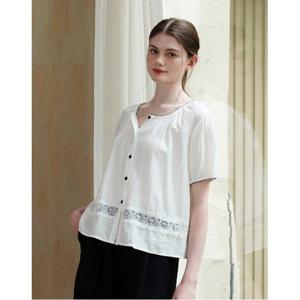 [위시드]배색 프릴 펀칭 반팔 블라우스 (WICBBL057)