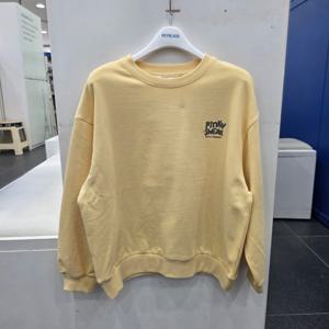 [에꼴리에]에꼴리에 빈티지옐로우맨투맨티 26A0453_SC