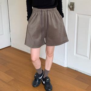 나야홍 / 아이우먼 실키골덴끈밴딩반바지 ALV785M512 빅사이즈