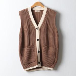 나야홍 / 아이우먼 베이하찌배색니트조끼 RMJ645M512 빅사이즈