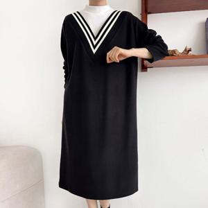 나야홍 / 아이우먼 배색브이쭈리넥원피스 BSV801M512 빅사이즈