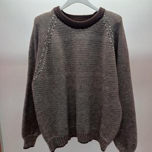 Latium HC06 기장 품편한 단가라 스트라이프 라운드 기모 니트티 T2611sw06B