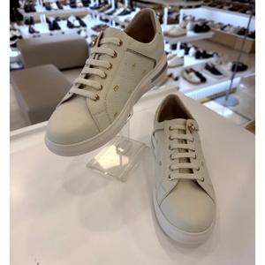 [무크]여성 밴드형 로고 자수스니커즈 422305 AQ 아이보리a