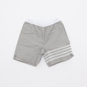 톰브라운 사선 스트라이프 나일론 반바지 MJQ197A F0517 055
