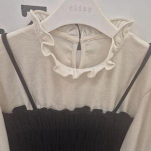 클리지 HC45 클리지 셔링프릴블라우스 CP9WBL0264F