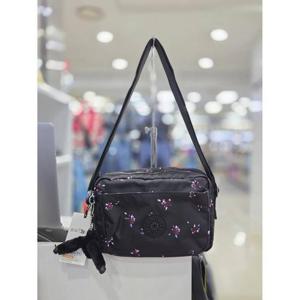 키플링 세이브존05 데일리 여행용 크로스백 아바뉴 엠 나이트 플라워 KPKI62375FH1