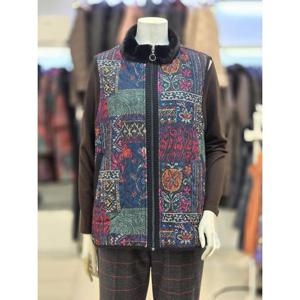 세리아 세이브존07 패턴 하이넥 집업 베스트 254653