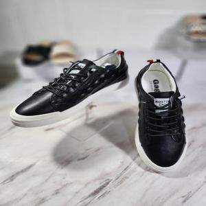 리바디 세이브존07 리바디 천연소가죽 남자 스니커즈 2.5cm (2023R275)