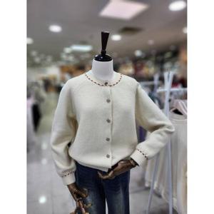 스테파니 세이브존08 체크 단추 가디건 N24NW4435