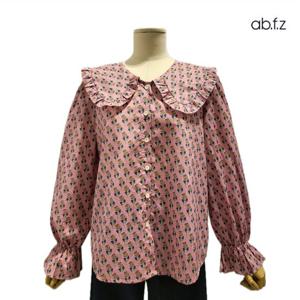[에이비에프지]빅카라 포인트 플라워 패턴 긴팔 면 블라우스 APZ1HB41C