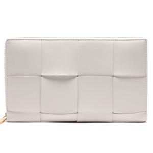 [보테가베네타] 23FW 여성 카세트 지퍼 어라운드 장지갑 (750259 VCQC1 9009 23F)