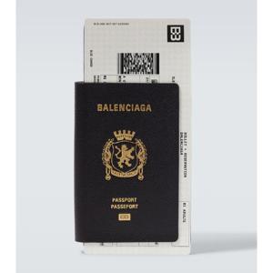 발렌시아가 Passport Long 레더 지갑 P01052046