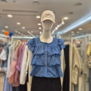 부루앤쥬디 세이브존03 부루앤쥬디 프릴 캉캉 블라우스 AGBBRFBL133BA