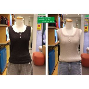 베네통(BATS93541) 2COL 버튼 슬리브리스 티셔츠