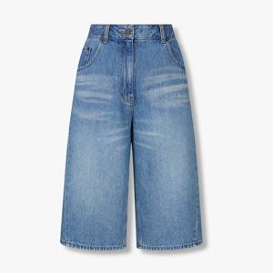 톰보이  9105362108 백 디테일 배기핏 하프 데님팬츠