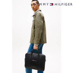 [타미힐피거] 센트럴 슬림 컴퓨터 백 (T12F6ABG040MT1_BDS)