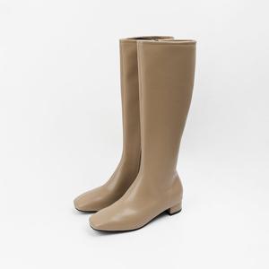 [신난다슈] 여성 롱부츠 3cm 여자 플랫 부츠 소가죽 발편한 쿠션 통굽 슬림핏 GDR25825 베이지