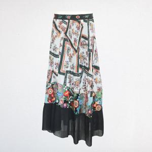 [비꼴리끄(여성)]밴딩 기계 주름 킬러블릭 스커트 B252WK3130