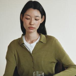 [쥬크]리브드 오픈 카라 슬림 니트 탑 Z253KSK015