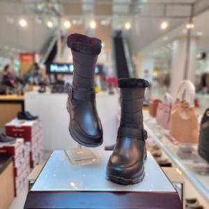 [허시파피]여성 여성 발 편한 4cm 경량 광폭 퍼 앵클부츠 3fr616