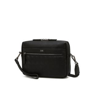 [인기신상] [DBBA6E267BK] 블랙 로고장식 소가죽 크로스백