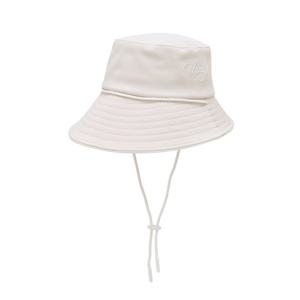 헤지스 골프 여성 26SS 베이지 여성 레터링 로고 스트렙 버킷 햇 HWHE6E106I1