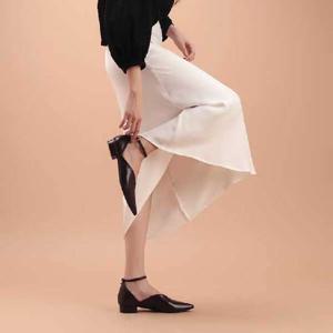 [블루피오레] 브이 컷 메리제인 플랫 로퍼 BFS813