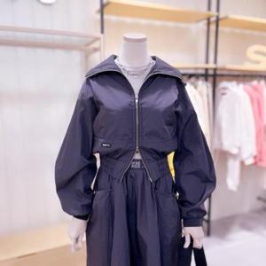 [시에로]  SK2JPF46M_가로포켓 디테일 홑겹 크롭 점퍼