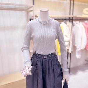 [시에로]  SK2KTF44M_로고 포인트 골지 니트탑