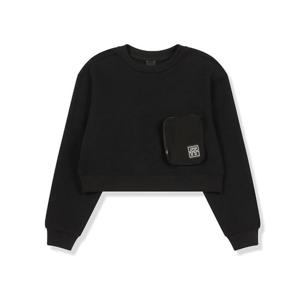 여성 크롭 아웃 포켓 맨투맨_5K25312