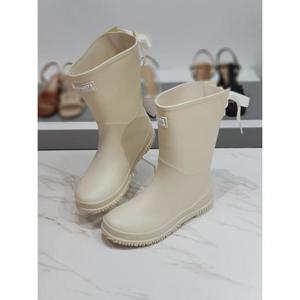한슈 세이브존03 샤니 러블리 뒷 리본 레인 부츠 2.5cm AGHS376747vgA