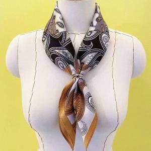 [애슬릿] 실크 100 여성 페이즐리 미니 쁘띠 스카프