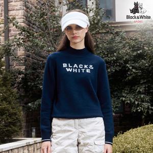 [블랙앤화이트]여성 핫픽스 로고 하이넥 스웨터 2634LXKW_NAVY