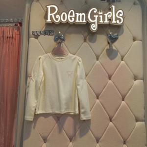 로엠걸즈 DP01 소매 리본  포인트 스웻셔츠 RGMA24WY1