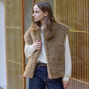 [코데즈컴바인] 리버시블 인조퍼 베스트 (CKD-FR503WA)