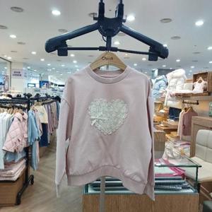 치크 sh06 하트모티브 맨투맨 CKMA2611G